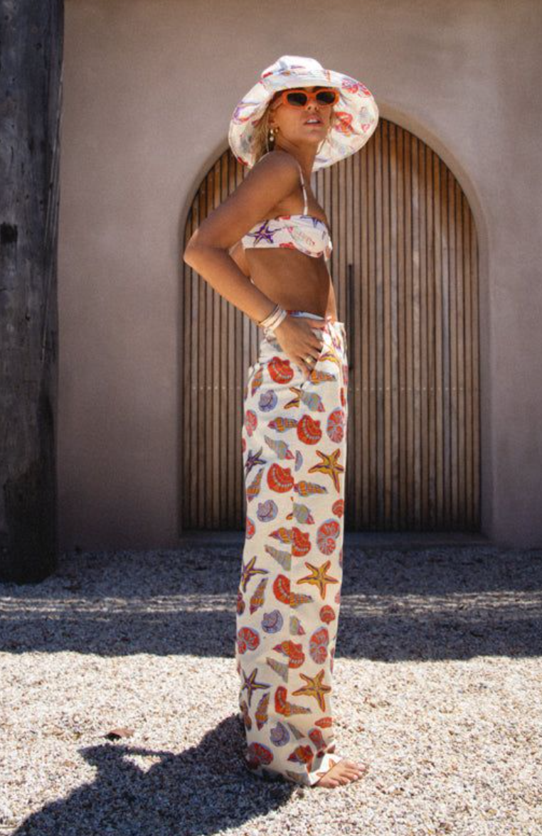 VRG GRL Island Locale Pants // Shell