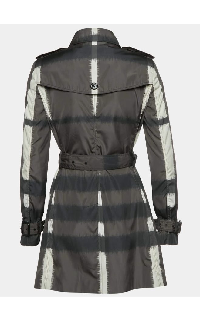 Burberry Plaid Nylon Button Up Jacket