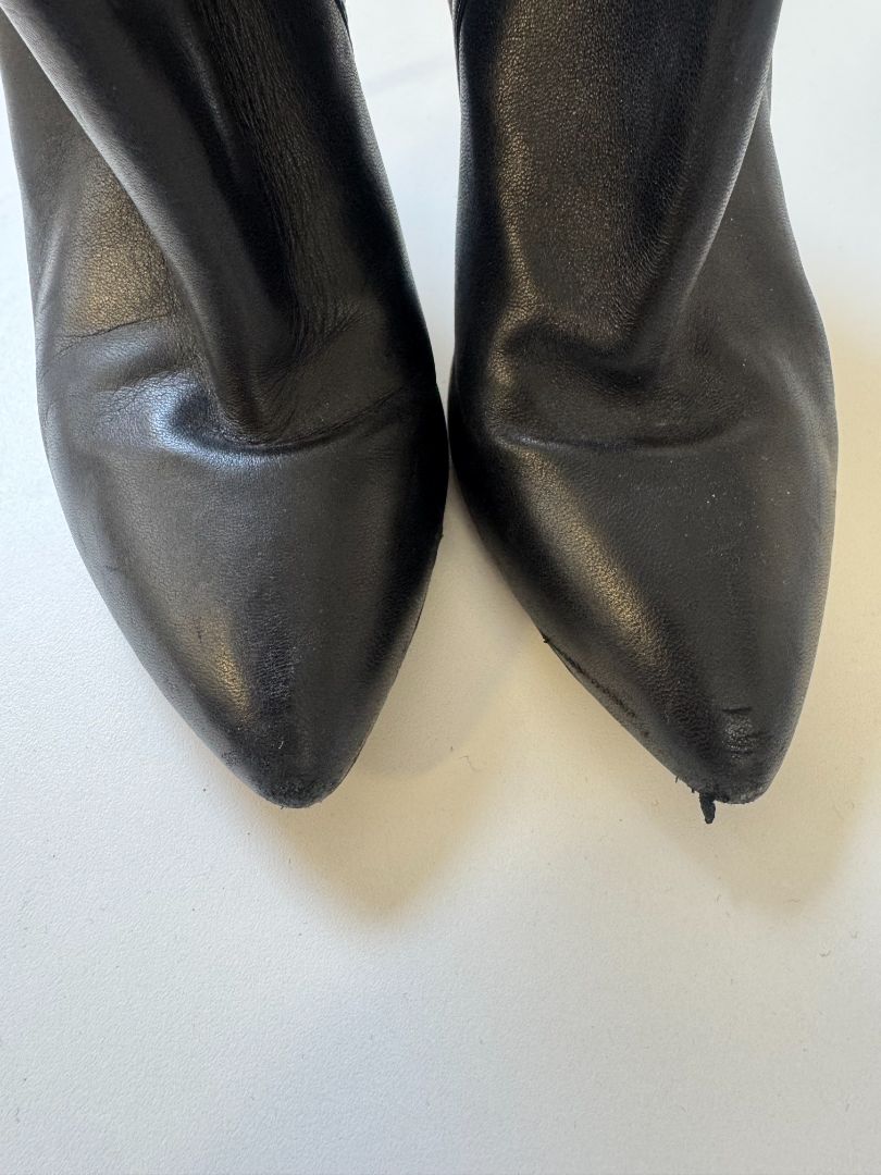 SERGIO ROSSI black leather bootie with cage leather top