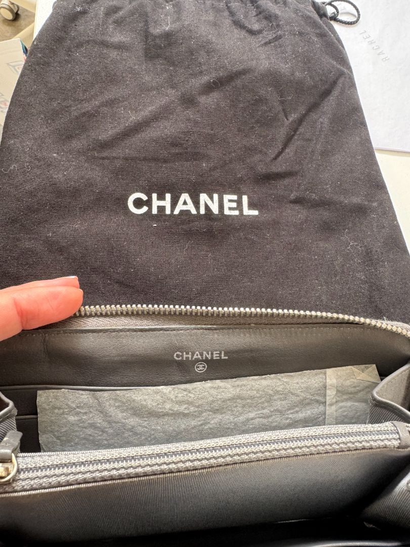 Pre-Loved Chanel™
 2.55 quilted long wallet in grey, w dust bag