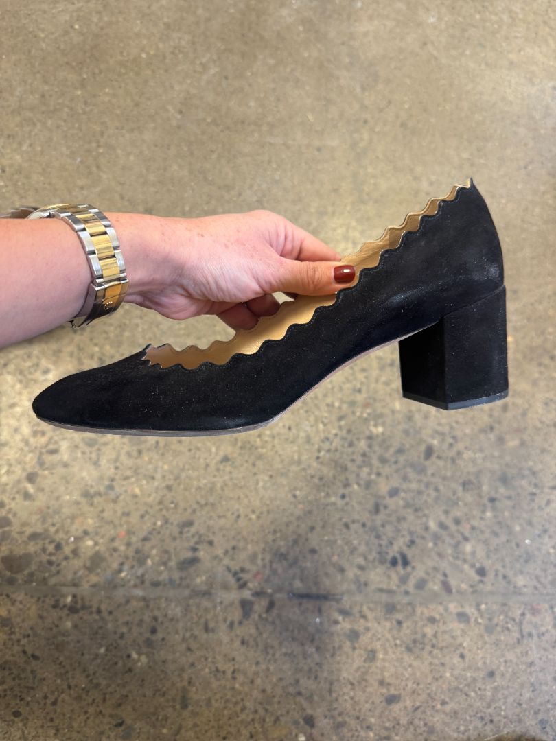 CHLOE black scalloped velvet block heel